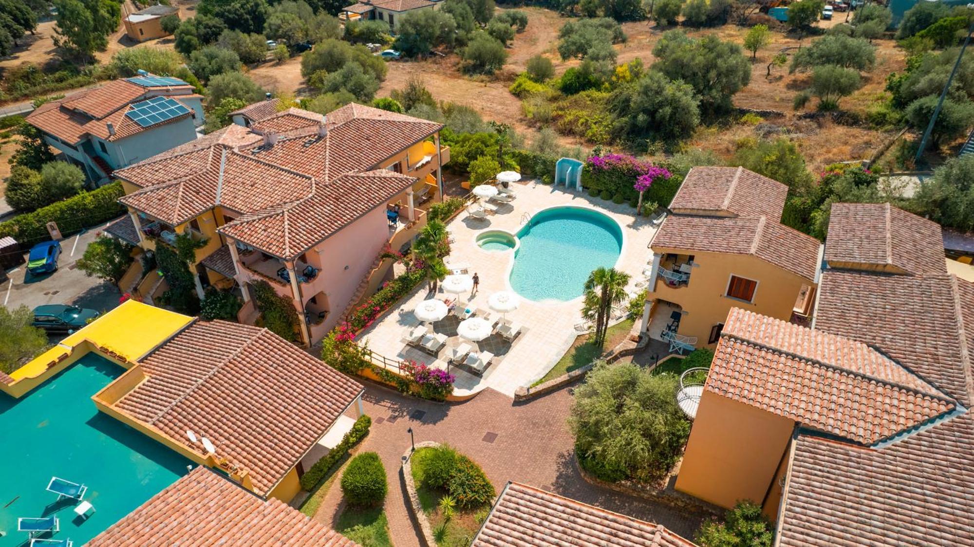 Residence Corte Dei Venti Budoni Luaran gambar