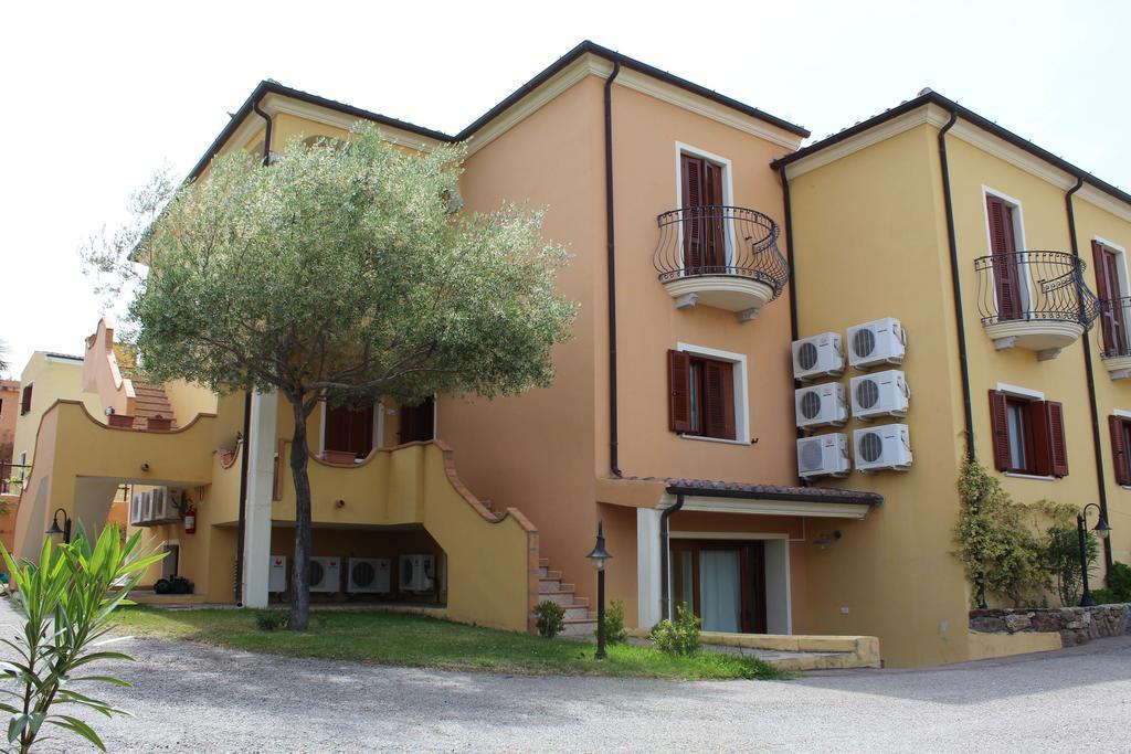 Residence Corte Dei Venti Budoni Luaran gambar