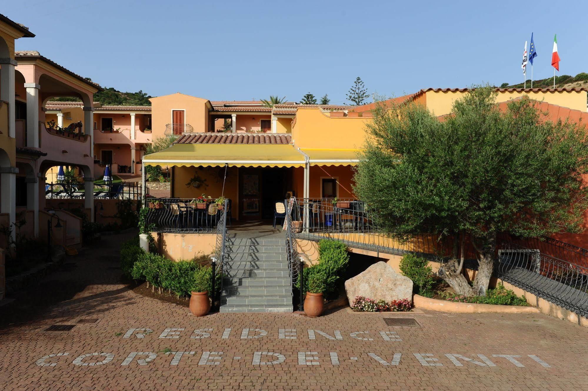 Residence Corte Dei Venti Budoni Luaran gambar